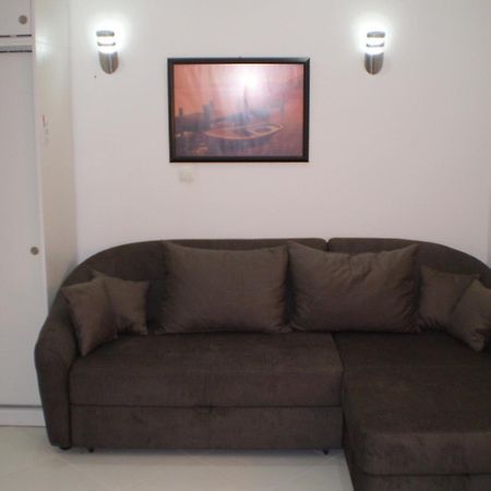 Apartments Tare, Free Parking Vodice Esterno foto
