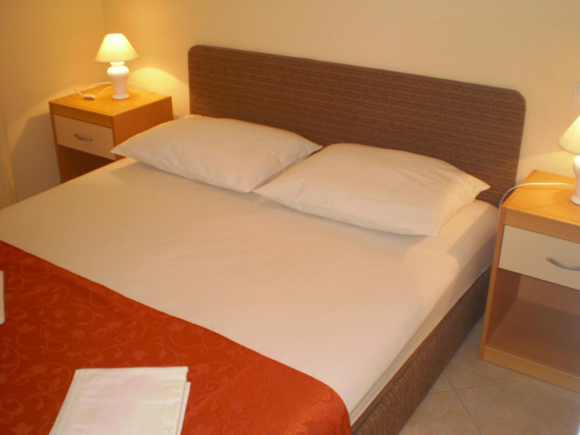 Apartments Tare, Free Parking Vodice Esterno foto